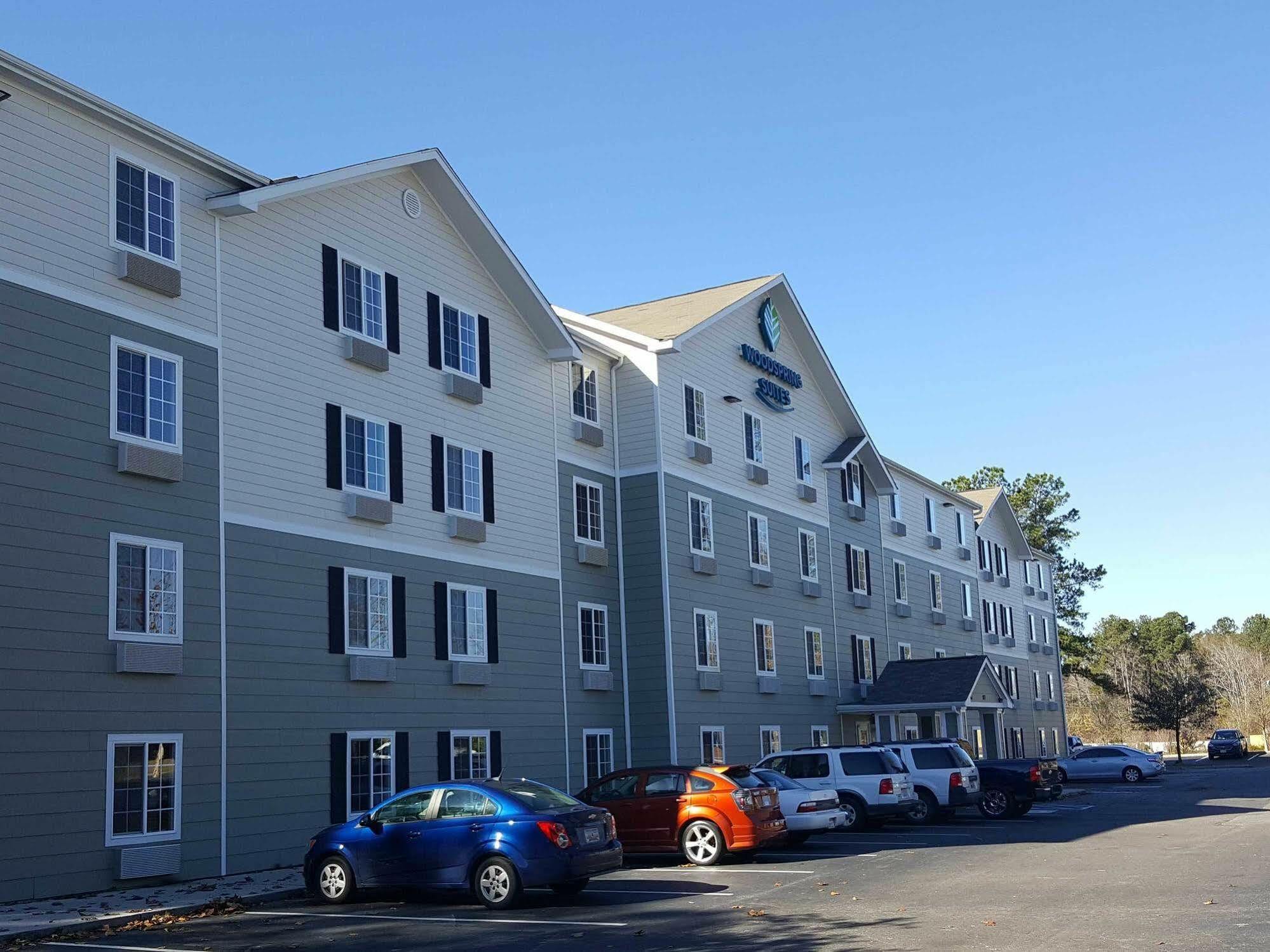 Extended Stay America Select Suites - Charleston - Ashley Phosphate Rd. ノースチャールストン エクステリア 写真