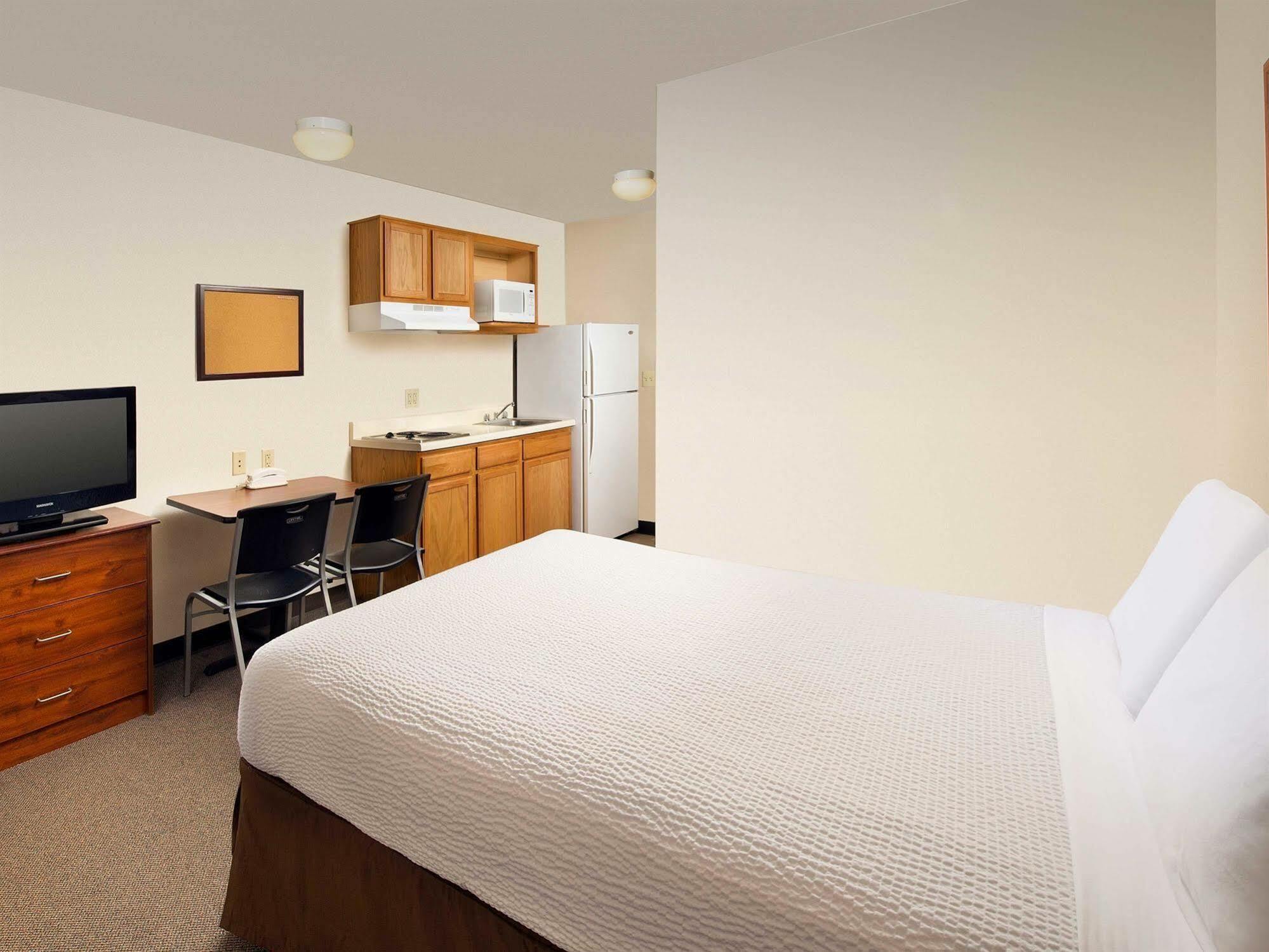Extended Stay America Select Suites - Charleston - Ashley Phosphate Rd. ノースチャールストン エクステリア 写真