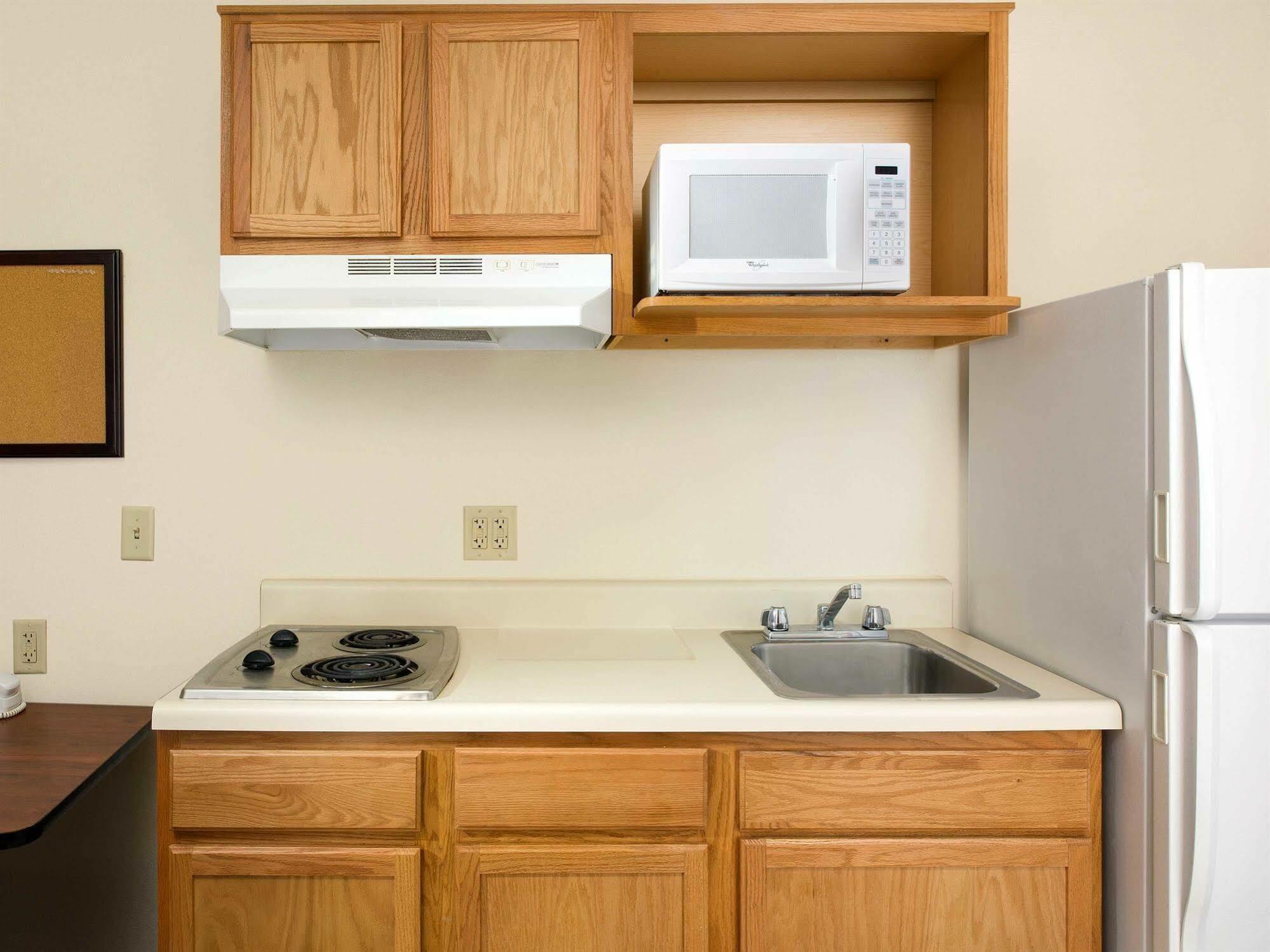 Extended Stay America Select Suites - Charleston - Ashley Phosphate Rd. ノースチャールストン エクステリア 写真